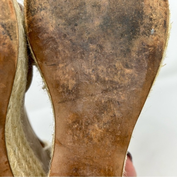 Pinaz Made in Spain Beige Gray Leather Espadrille Wedges Size 39 - Picture 10 of 13